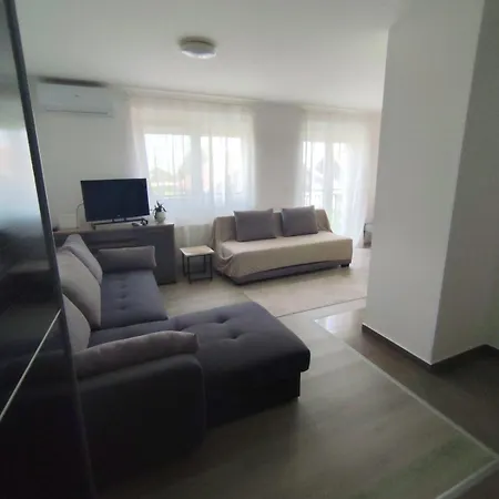 Lane Apartman Veternik